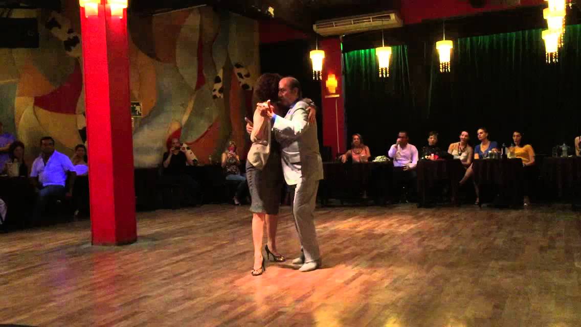 Bailan Susana Miller y Horacio Préstamo - Tango