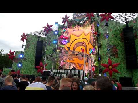 In-Phase ft MC DL - Back Again @SUNRISE FESTIVAL 2014