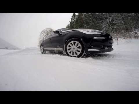 Citroen DS5  - POV Gopro - snow test driving Michelin Alpin
