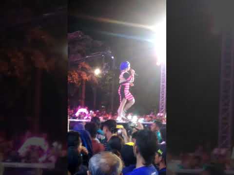 Inul Daratista-alun alun Sidoarjo.         Gladi bersih kilau raya MNCtv