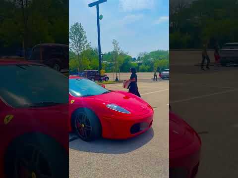 FERRARI F430 PULLS UP!! SOUNDS INCREDIBLE, RARE FIND!! #FerrariF430 #Ferrari #shorts