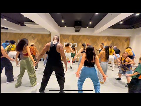 Yvane Kouame - Mamou - Cours faciné - Tokyo , Japon 