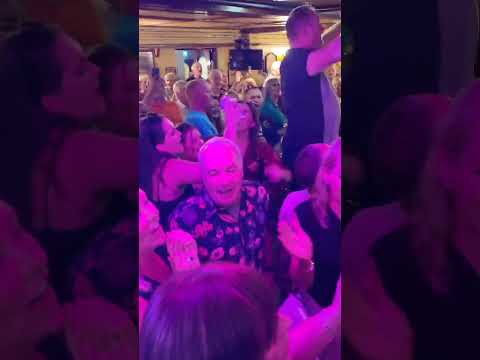 Flake The Gander - Grace