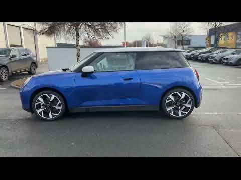 Mini Cooper Cooper SE - Image 2