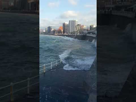 playa de san Lorenzo de Gijón