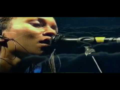 Videoclip de Hymn Of The Big Wheel (Nellee Hooper Mix) — Massive Attack