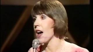 HELEN REDDY - YOU AND ME AGAINST THE WORLD - QUEEN OF 70s POP - GLEN CAMPBELL MUSIC SHOW
