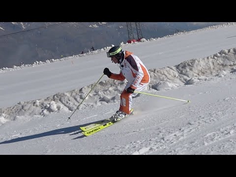 Gomito verso il basso e solidità per evitare le rotazioni - SCIARE MEGLIO S2 EP09