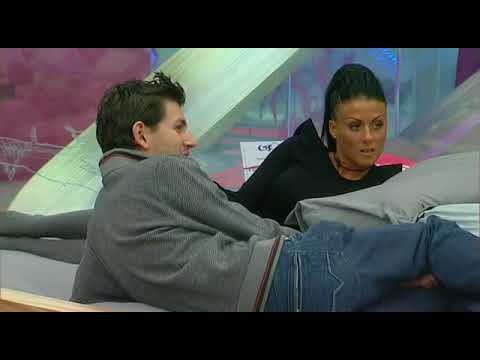 BBUK  s11e53  (Day 52) -   7/31/10