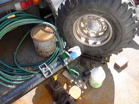 1973-1987 Chevy / GMC k5 and k10 Axle Swap part 5 - Rear 14 FF with disc brakes