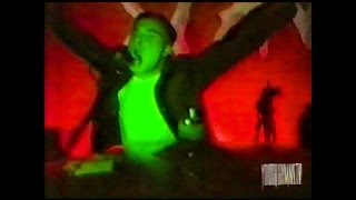 SLAVES // BEAUTY QUEST (OFFICIAL LIVE VIDEO)