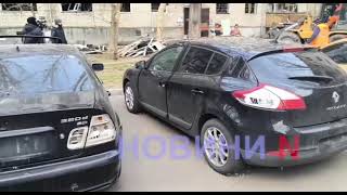 На месте падения российских дронов в Николаеве идут активные аварийно-восстановительные работы (фото, видео)