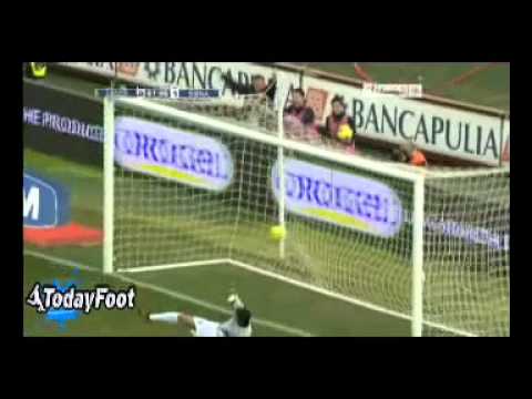 RESUMEN GOLES LECCE 4 SIENA 1 GOLAZO DE CUADRADO