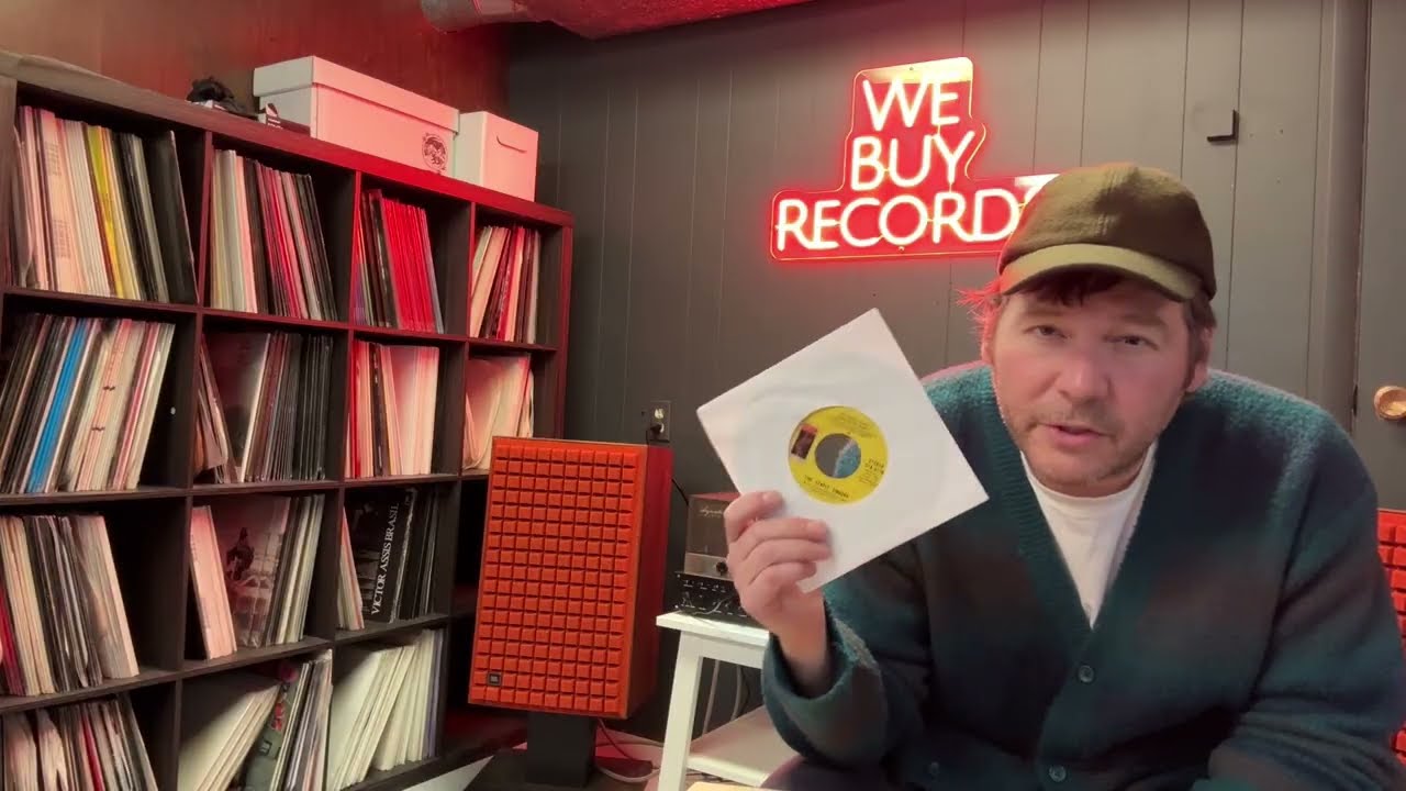 How to Sell a Vinyl Record Collection for Cash in Chicago | We Buy Records Chicago