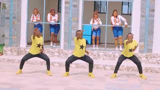 Download lagu SANGARA_SHINGO_NI MSANIA AMBAE ANAMABITI MAZURI SANA HEBU CHEKI HII mp3