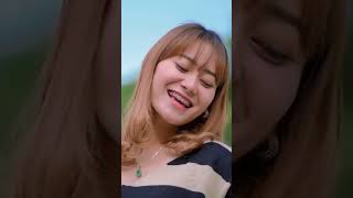Download lagu full senyum sayang - vita alvia mp3 Download lagu full senyum sayang - vita alvia mp3
