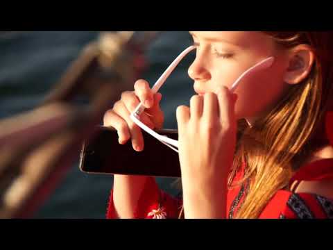 Summer Fashion Show by Kira Tan Scarlet Sails 1 Eleonora Orlova