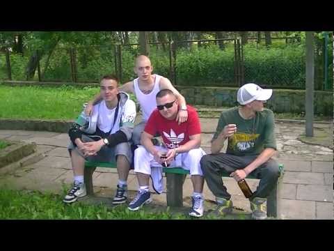 Dyh & Stena przed otwarciem wina..