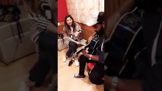 Kanika Kapoor singing Ambarsariya with Piyush Mehroliyaa