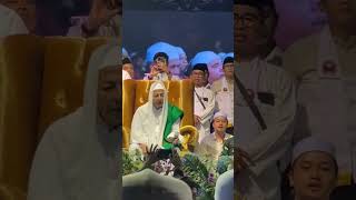 Download lagu Habib Bidin feat Mertua Habib Lutfi bin yahya #sholawat #azzahir #darbuka #allah #habibbidin mp3 Download lagu Habib Bidin feat Mertua Habib Lutfi bin yahya #sholawat #azzahir #darbuka #allah #habibbidin mp3