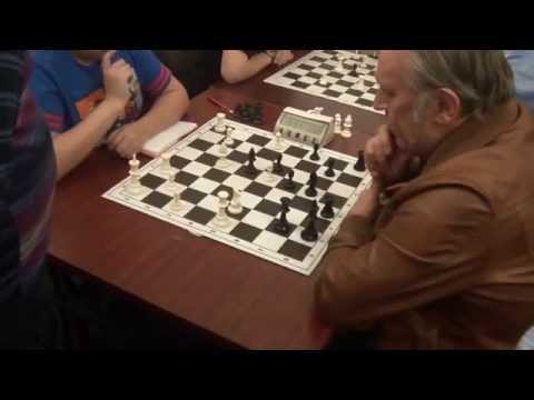 Погосян Стефан (Эло 1784, 2004 г. р.) - мм Шведчиков (2387, 1944 г. р.) 1-0