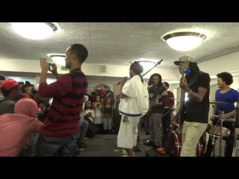 Abuush Zalaaqaa Jaljiloo