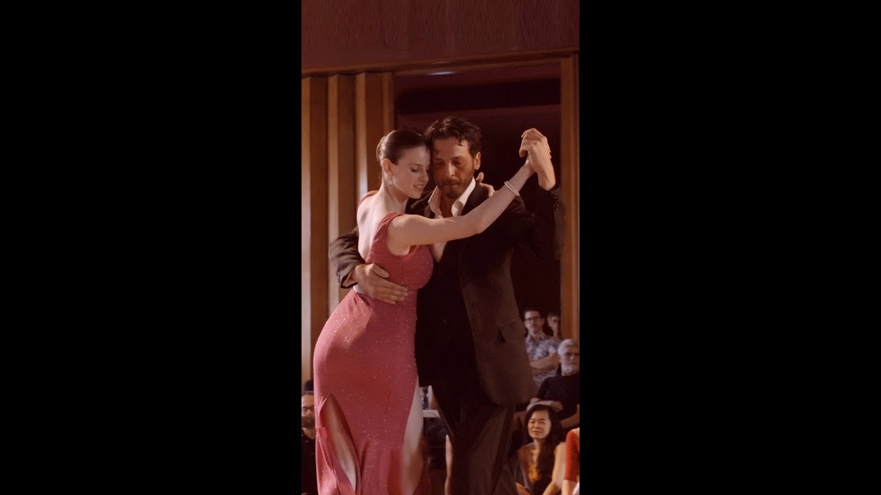 Maude Andrey and Demetrio Scafaria – Mandria #tangotagehalle #030tango #maudeydemetrio