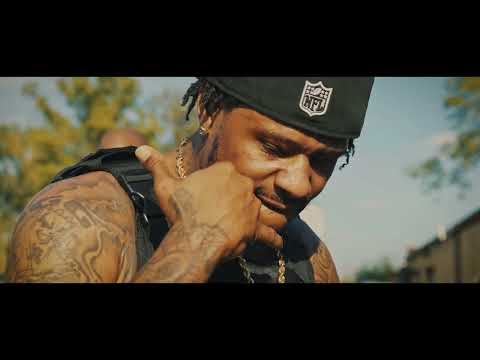 MobFam E -He Say She Say (OFFICIAL VIDEO)