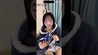 【えっちい太もも】【あのちゃん似】【地下アイドル】【TikTok切り抜き】