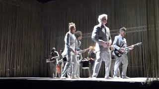 David Byrne - Slippery People [Talking Heads song] (Houston 04.28.18) HD
