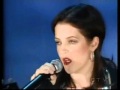 Lisa Marie Presley sing Dirty Laudry - Live