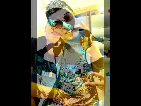 Mc Boy Do Charme Part Mc Tchesco - Eles Tão Tirando Onda ♪ twitter @deziCkamemo