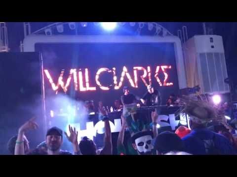 Will Clarke closing out Holy Ship (with special guests Claude VonStroke and Fish from Cut Snakw)