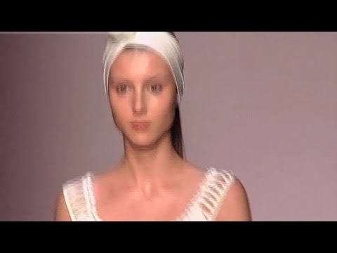 TSUMORI CHISATO Fashion Show Spring Summer Paris 2007 by Fashion Channel
