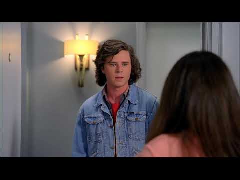 Axl And Lexie First Kiss | The Middle