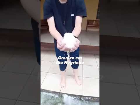 @santacatarinaemfotosbr 🌨️ GRANIZO EM RIO NEGRINHO (SC)Na tarde desta terça-feira (18/11)