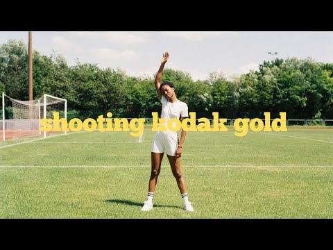 70s SPORTSWEAR ON KODAK GOLD AND LEICA M10 - Portrait and fashion photography on 35mm Film