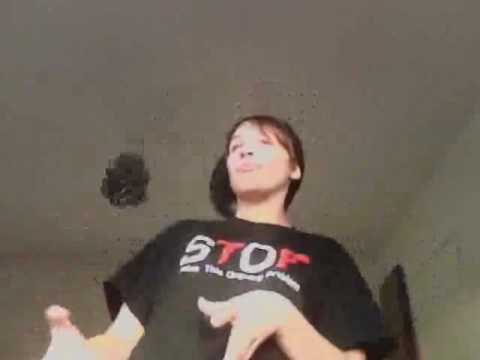 Symph - Female beatboxer boredom freestyle clippet