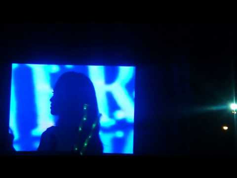 130119 Yoona's "confused face" during DKFC