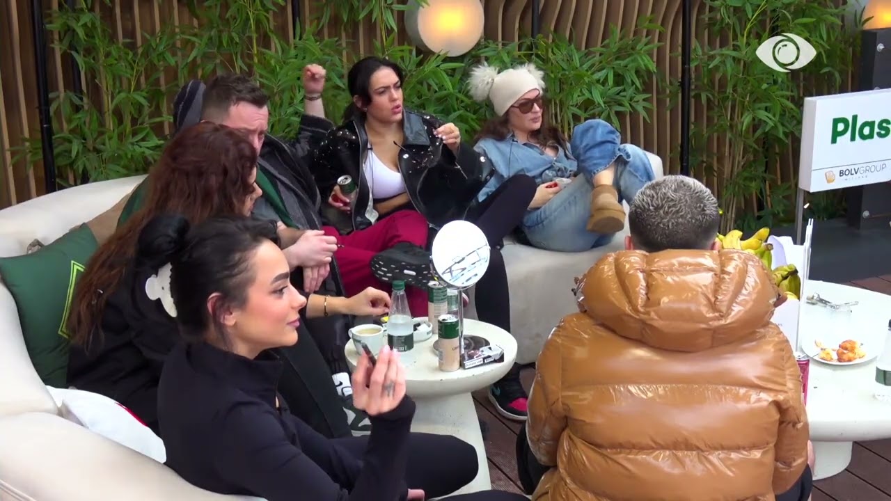 “Ky çifti duhet të rrijë vetëm”/ Rozana-banorëve: Pastaj do merrem me Danjën