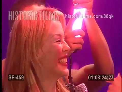 CD:UK INTERVIEW - KYLIE MINOGUE TALKS WITH CAT DEELEY - 2003