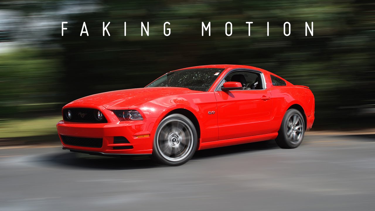 Faking Motion Blur in Photoshop CS4 - video 2