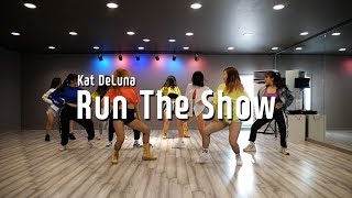 Kat Deluna - Run The Show l Girls Hiphop (Bom)