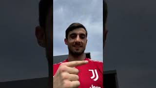 ماتيا بيرين يعلن تجديد عقده مع اليوفي بالإشارة