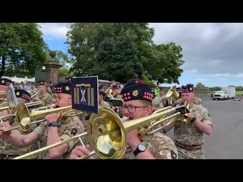 Royal Regiment of Scotland march out | Black Bear