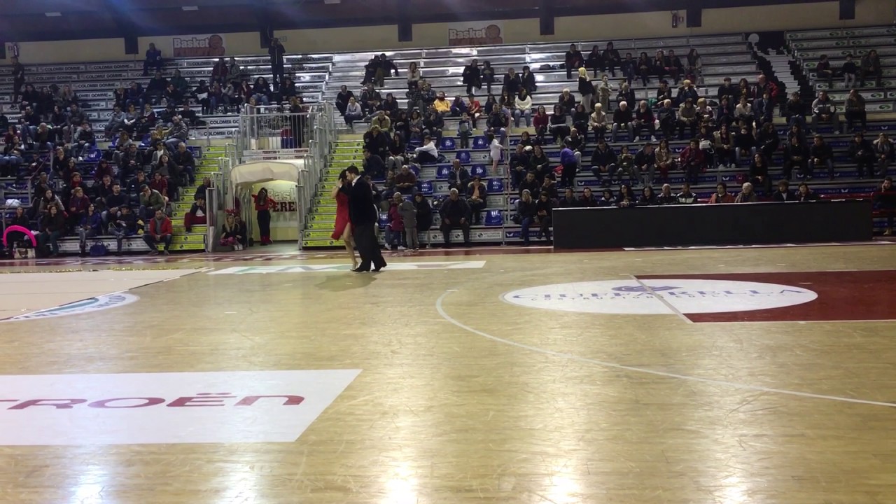 Natascia Crescenzi e Mario Sette - milonga para una armonica