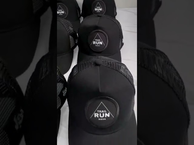 Vídeo relacionado con Santa Cruz Gorra Camionero Classic Hand Mesh Blanco-Negro (Default, Blanco)