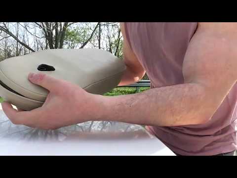 Ausbau und Restaurierung der Mittelarmlehne des Grand Marquis