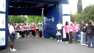 preview picture of video 'Race for Life 2009 Wythenshawe Park Start'