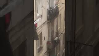 Robo con violencia a plena luz del día durante el aislamiento